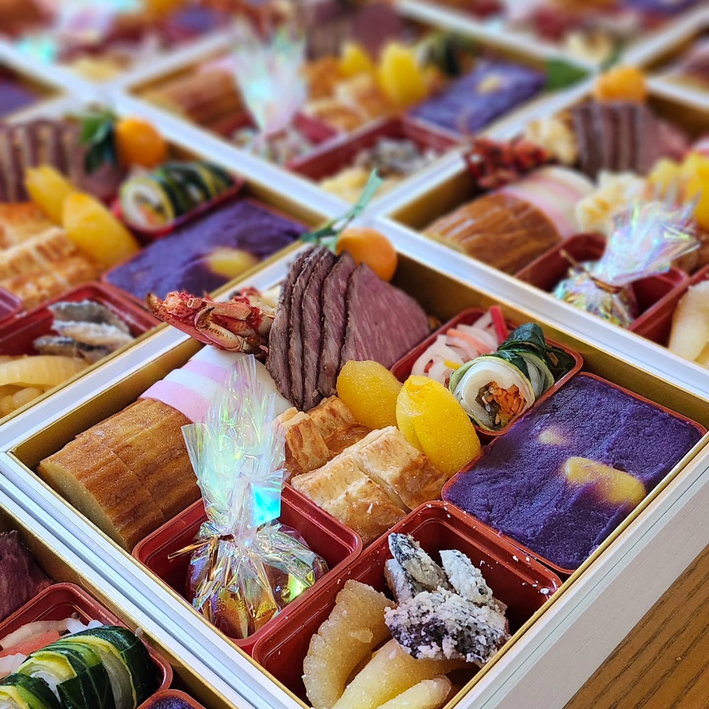 和食会席料理　成花今年も無事に終わりそうですおせちの引渡しが後わずか、クール宅配の到着もあとわずか。
1年本当に色々ありましたが、笑顔でまた来年も頑張ります新年、1月7日夕方より通常営業に戻ります。良いお年をお過ごし下さい。

❣️特別な日はSpecial料理で❣️
特別個室ございます。
お祝いコース、ご法事コースございます。
お子様御膳ございます

http://narihana.co.jp
和食会席料理　成花

Lunch:11:30～14:30
Dinner:17:00～21:30
日曜日夕方、月曜日定休

太田市飲み放題
太田市宴会