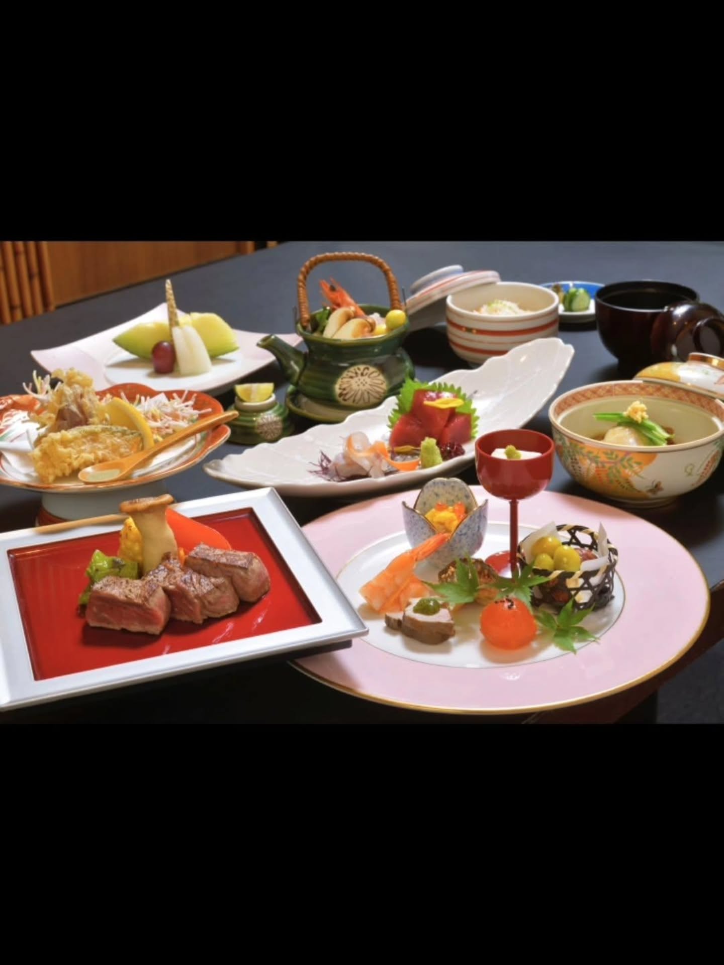 和食会席料理　成花お祝いのお問い合わせ多くなってます！暑さも落ち着いて9月からお祝いシーズン突入です️お祝い会席コース、お祝いセットメニュー、思い出に残る日をお手伝いさせて下さい🤗

❣️特別な日はSpecial料理で❣️
特別個室ございます。
お祝いコース、ご法事コースございます。
お子様御膳ございます

http://narihana.co.jp
和食会席料理　成花

Lunch:11:30～14:30
Dinner:17:00～21:30
日曜日夕方、月曜日定休

太田市飲み放題
太田市宴会